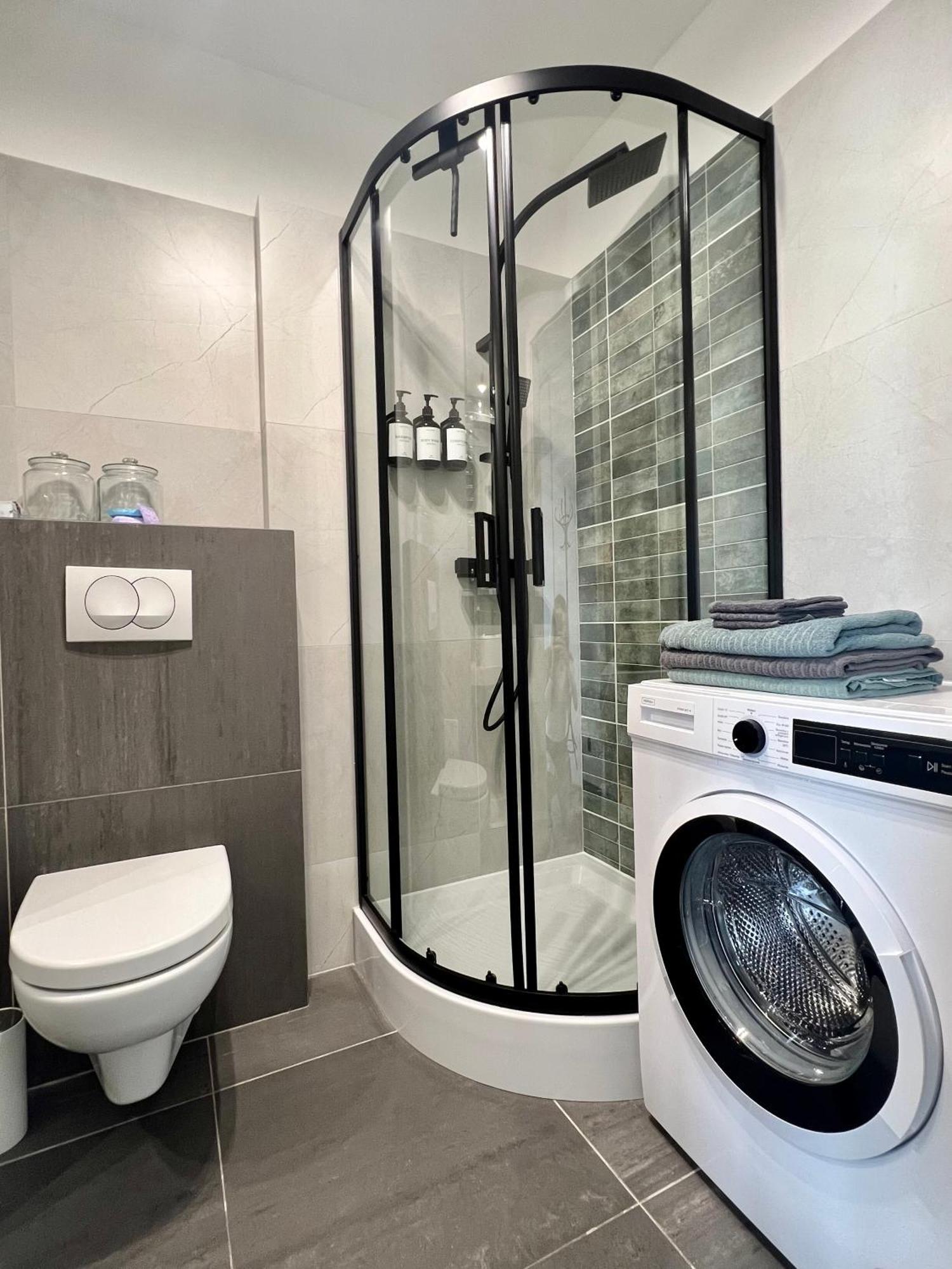 Apartament Przytulny 5 - Las, Self Check In, Dworzec Pkp เชชูฟ ภายนอก รูปภาพ